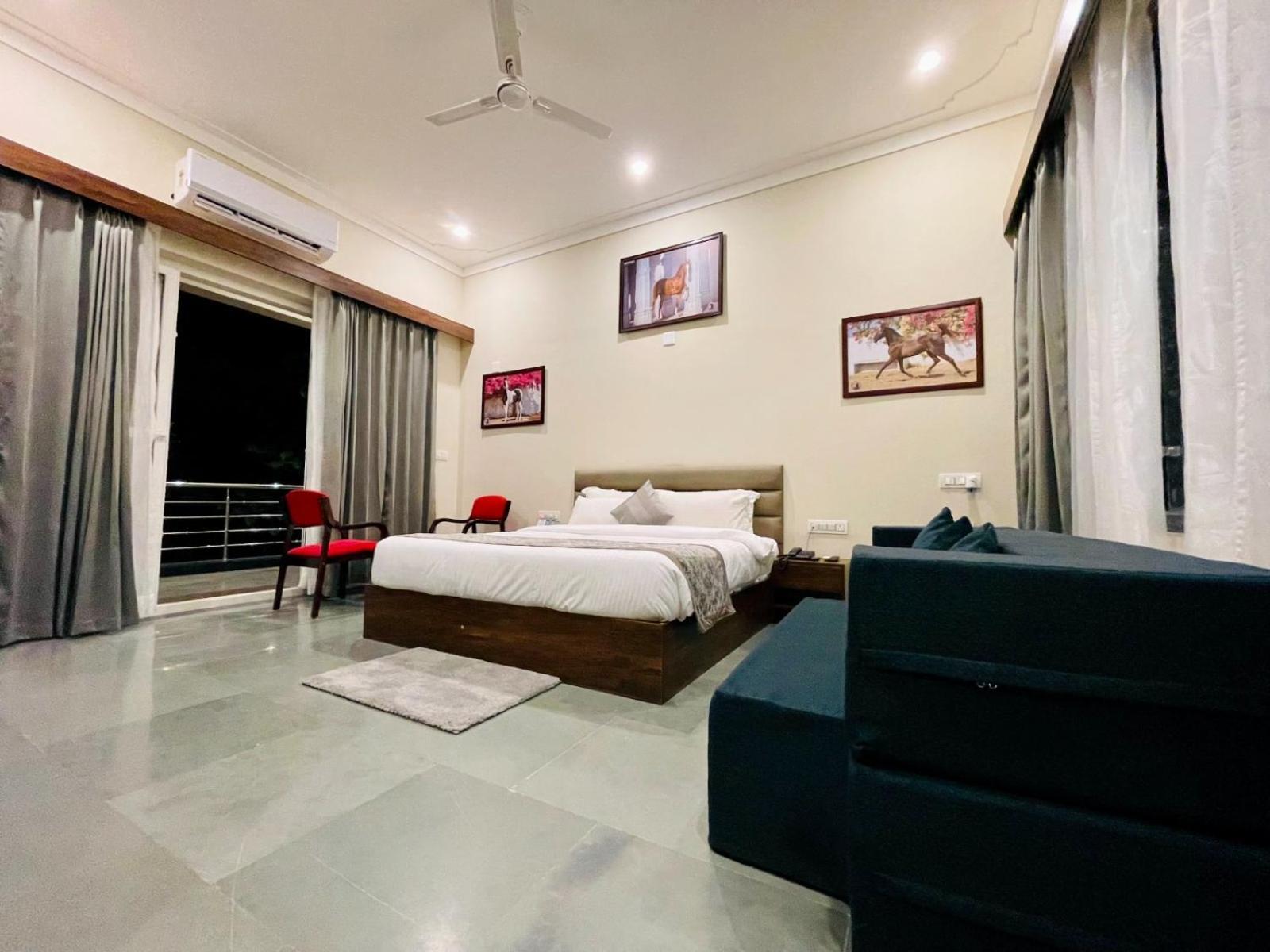 Dev Villa Resort Rajsamand Exteriör bild